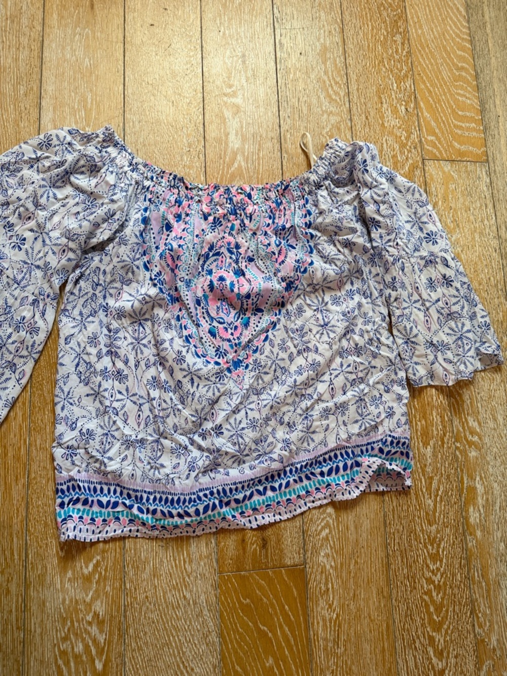 Lilly Pulitzer Boho Off-Shoulder Peasant Top in White and Blue with Pink Accents